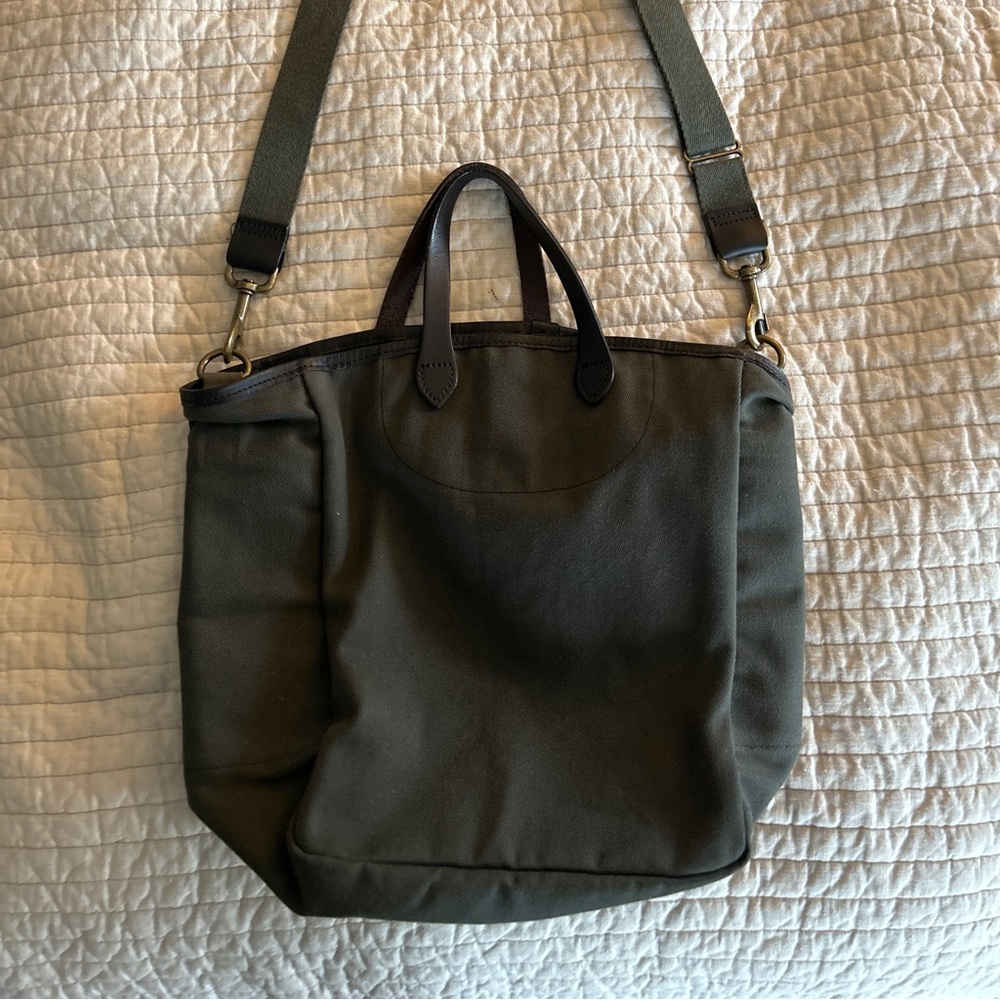 FILSON - Army green messenger bag - EUC